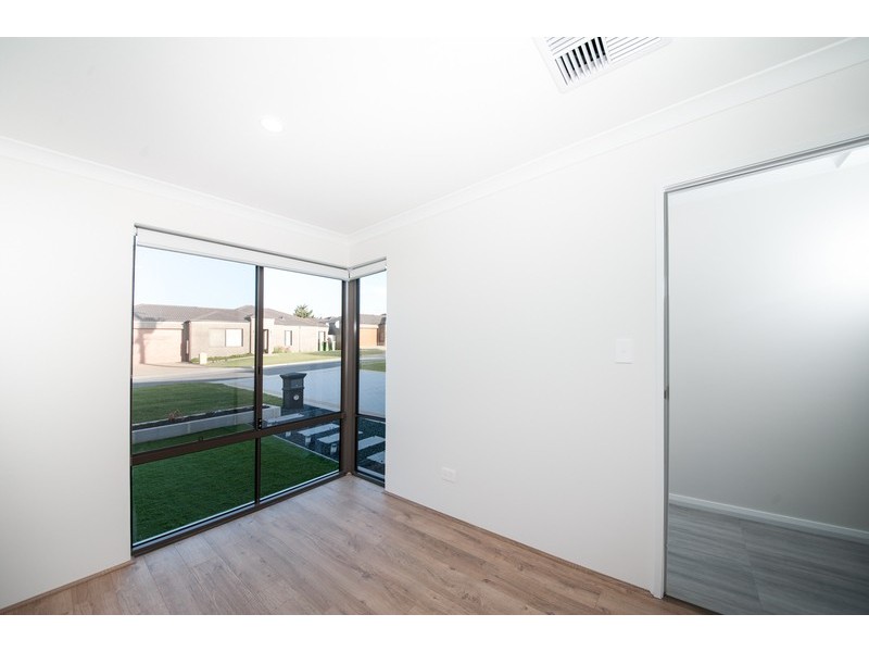 378 Light Street, Dianella WA 6059