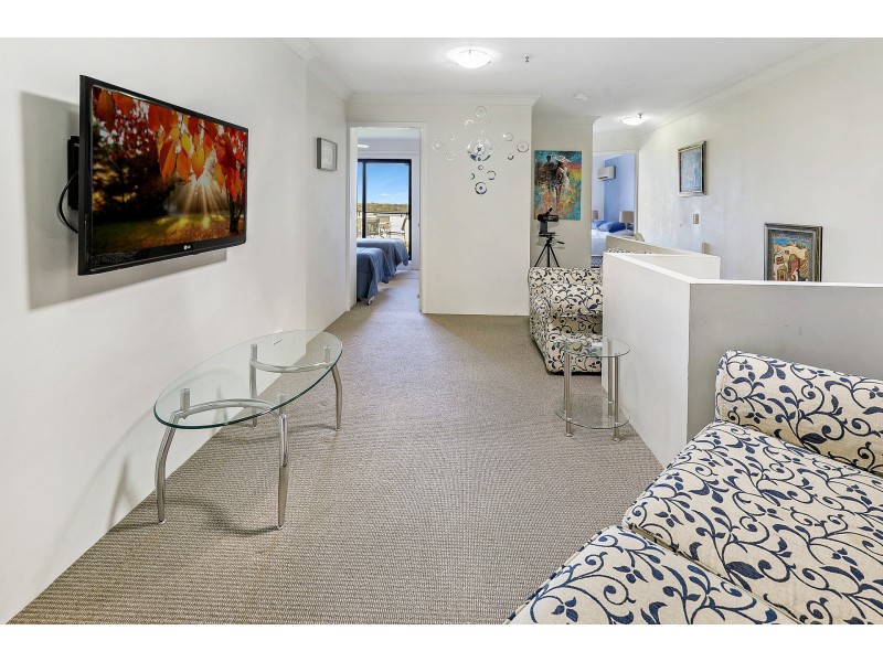 27/452 Marine Parade, Biggera Waters QLD 4216