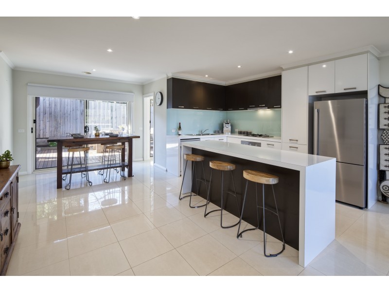 2/3 Kingsclere Street, Vermont VIC 3133