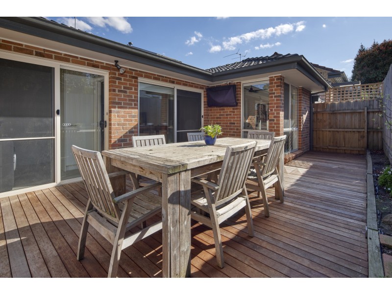 2/3 Kingsclere Street, Vermont VIC 3133