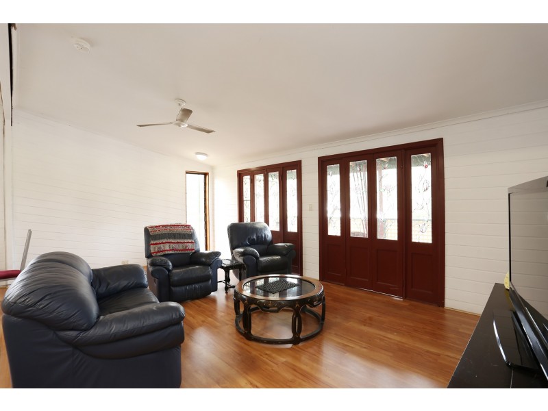 52 Settlement Road, The Gap QLD 4061