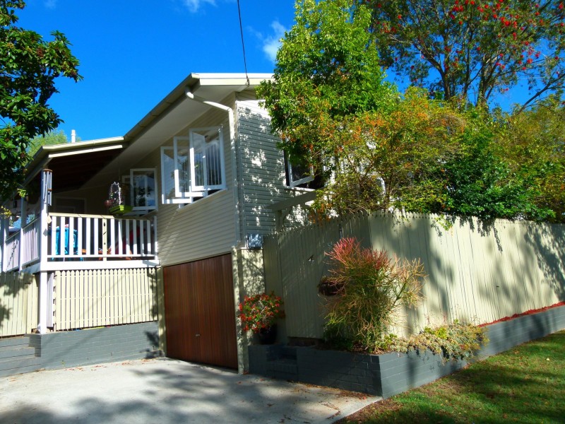 89 Jerrang Street, Indooroopilly QLD 4068