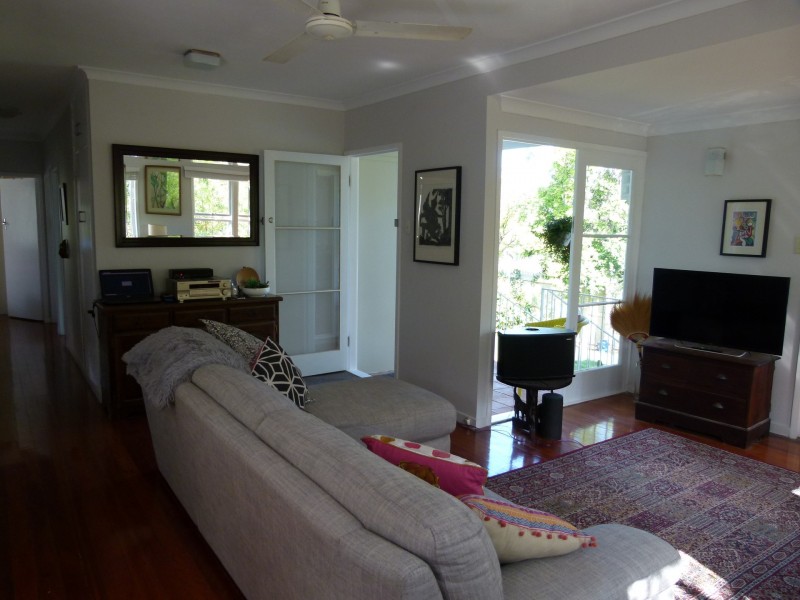 89 Jerrang Street, Indooroopilly QLD 4068