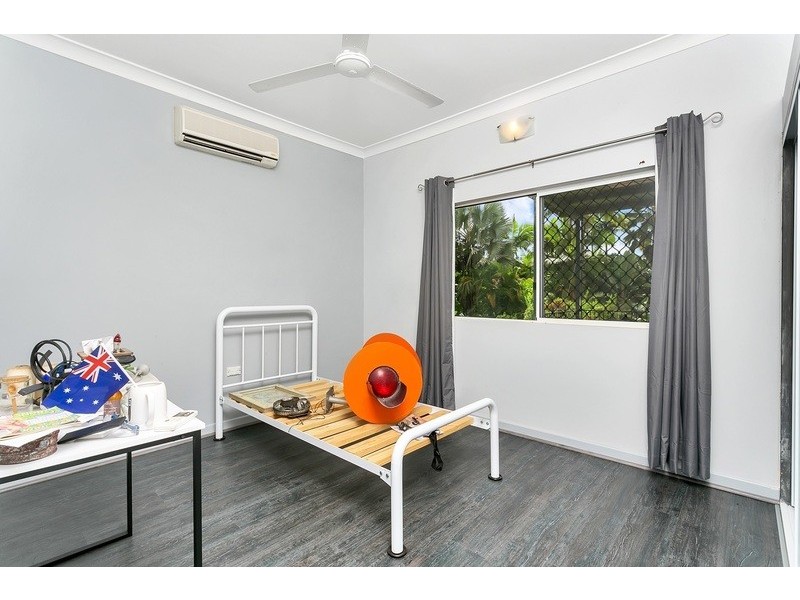 6 Willandra Court, Caravonica QLD 4878