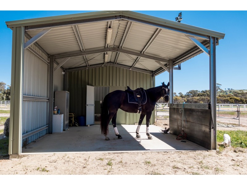 5499 Great Southern Hwy, York WA 6302