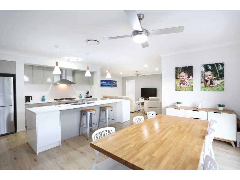 14 Kensington Place, Maudsland QLD 4210