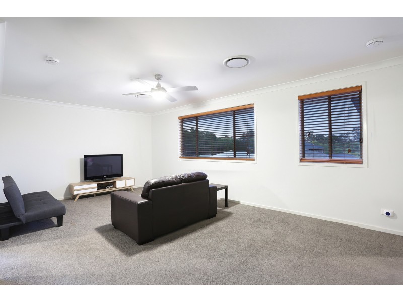 14 Kensington Place, Maudsland QLD 4210