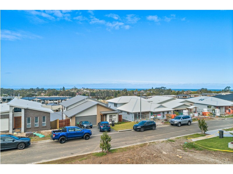 7 Thorn Parade, Bulli NSW 2516