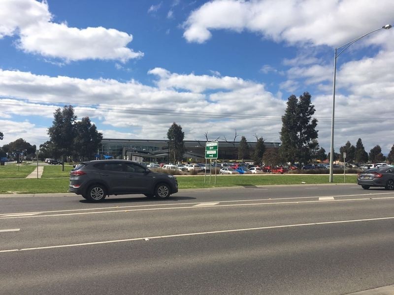 31 Bathgate Crescent, Cranbourne East VIC 3977