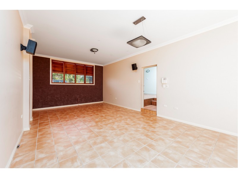 293 Princes Highway, Dapto NSW 2530