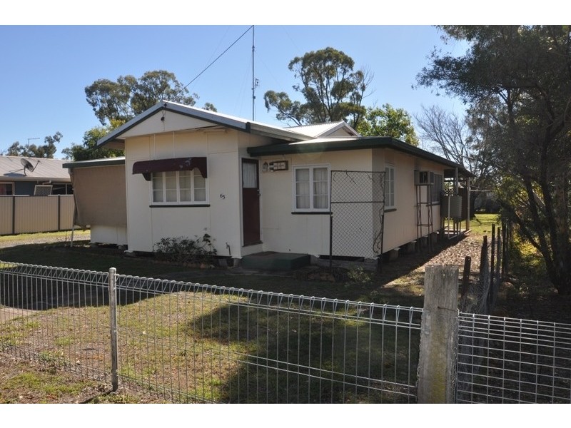 65 Constance Street, Miles QLD 4415