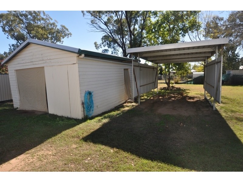 65 Constance Street, Miles QLD 4415