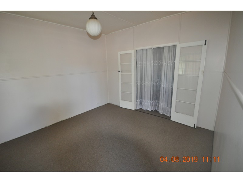 65 Constance Street, Miles QLD 4415