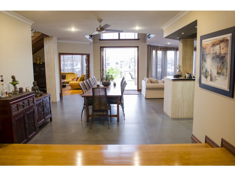 5 Bluewater Retreat, Wannanup WA 6210