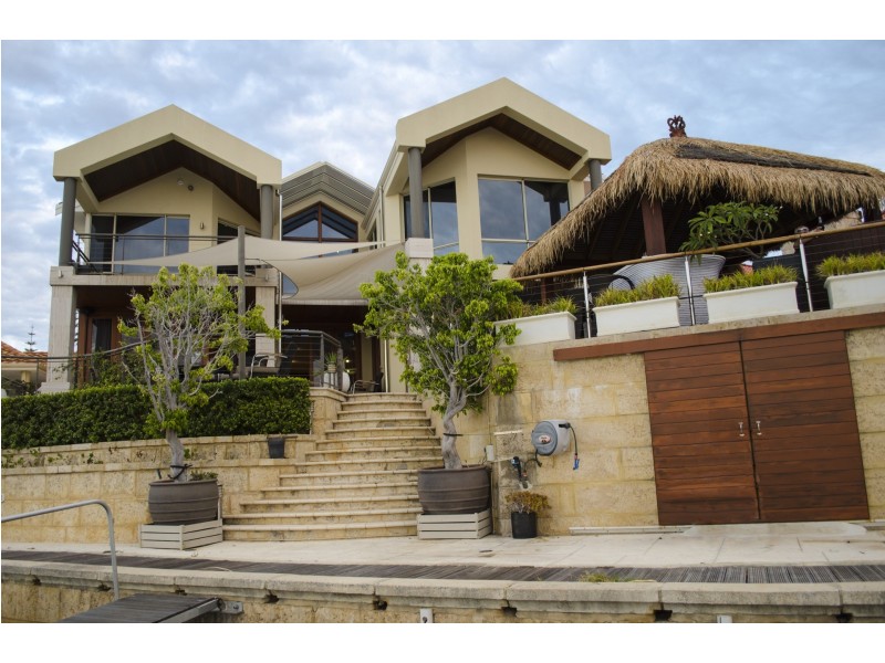 5 Bluewater Retreat, Wannanup WA 6210