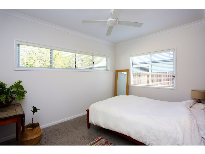 6 Nojoor Road, Mudjimba QLD 4564