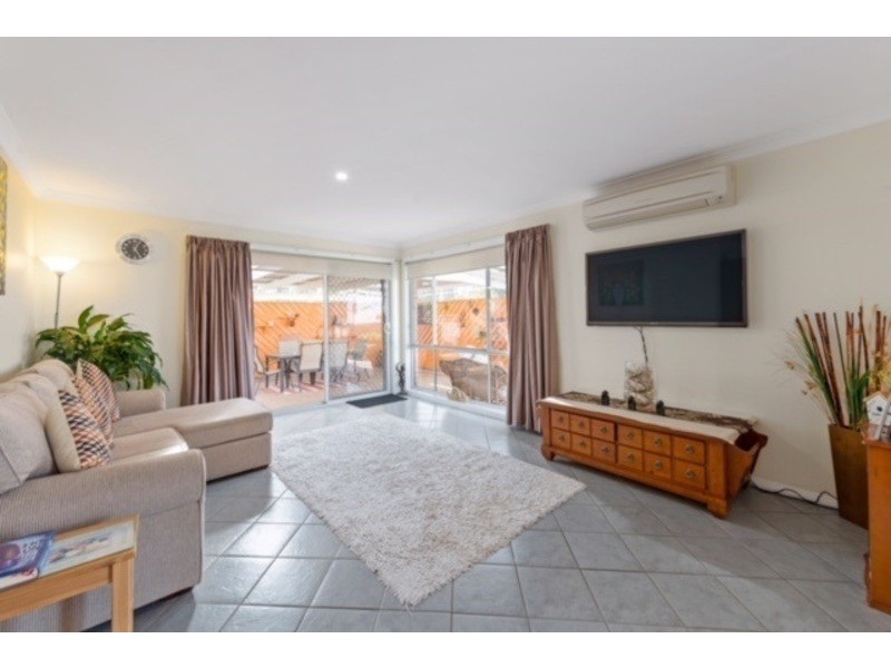 54 Kardella Avenue, Nowra NSW 2541