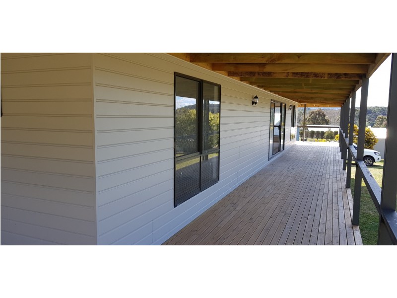 8 Peters Street, Majors Creek NSW 2622