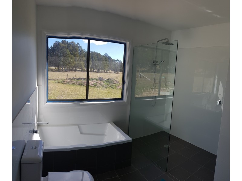 8 Peters Street, Majors Creek NSW 2622