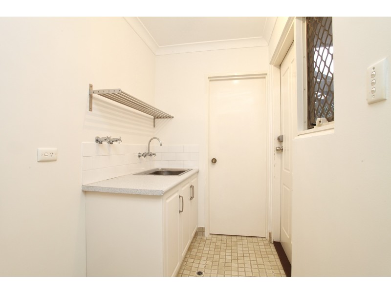 2/18 Tareena Street, Nedlands WA 6009