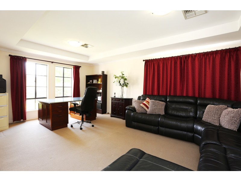 4 Hall Court, Littlehampton SA 5250