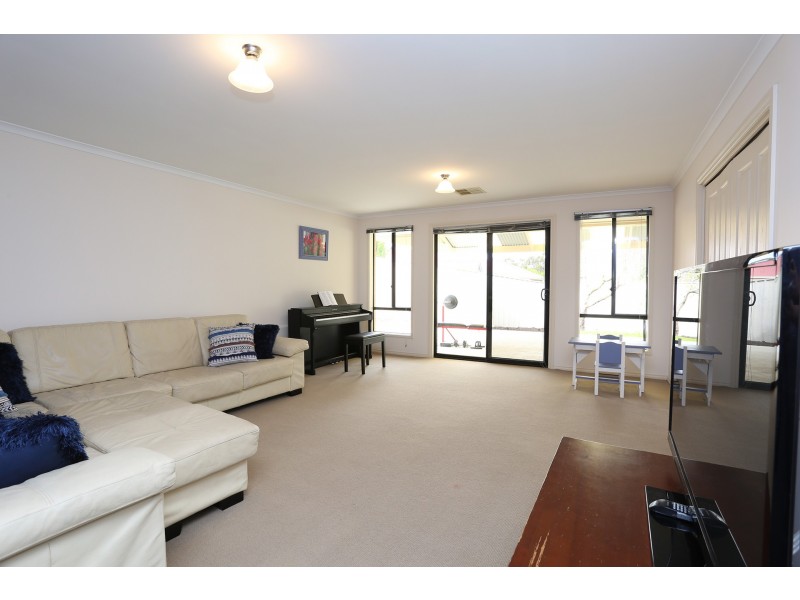 4 Hall Court, Littlehampton SA 5250