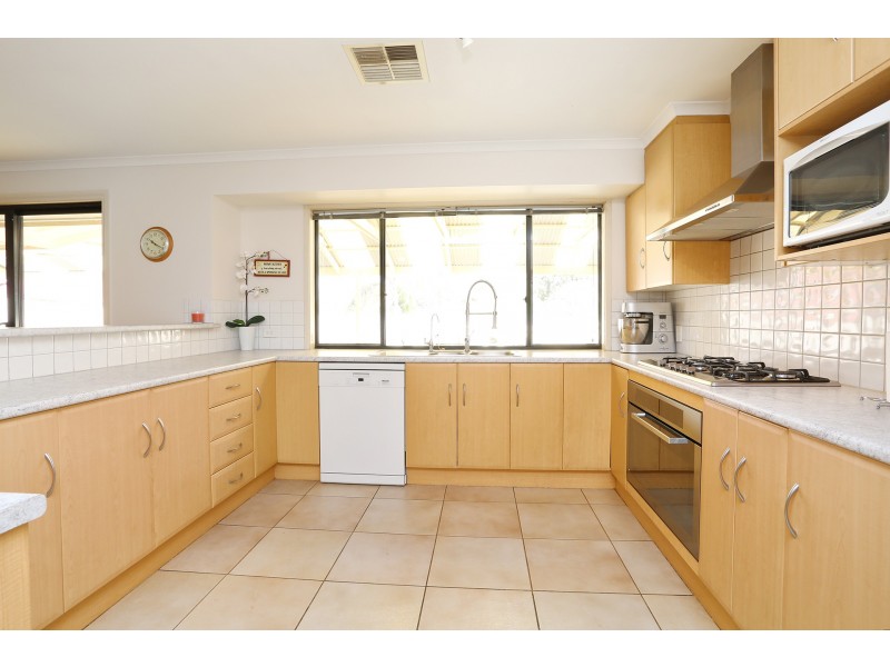 4 Hall Court, Littlehampton SA 5250