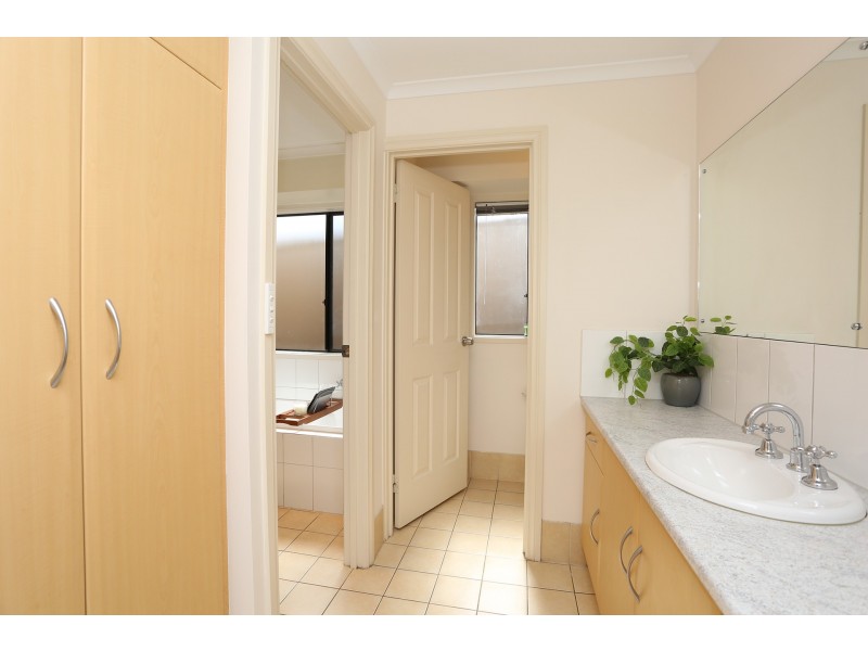 4 Hall Court, Littlehampton SA 5250