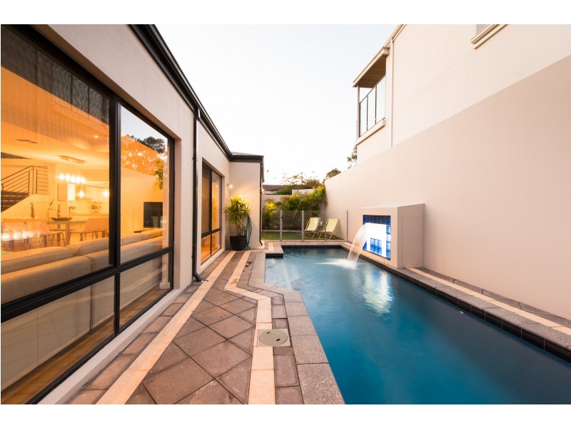 182A Karrinyup Road, Karrinyup WA 6018