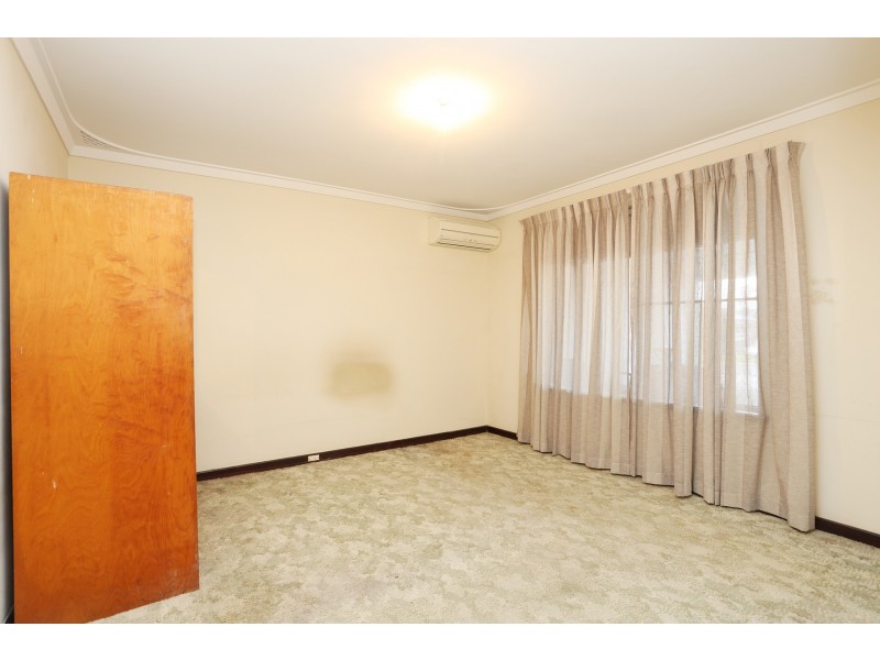 39 Woodhall Street, Stirling WA 6021