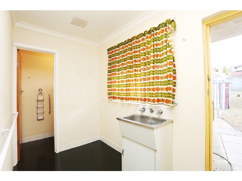 39 Woodhall Street, Stirling WA 6021