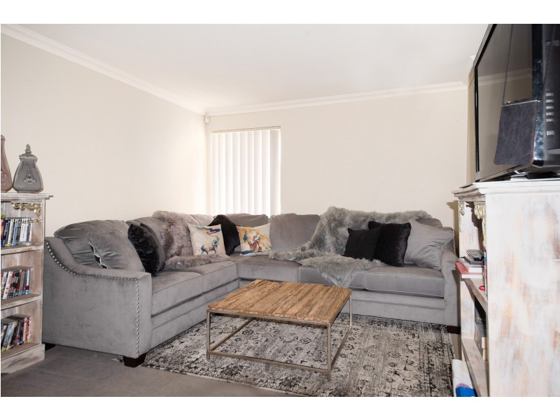 572 Cathedral Avenue, Parkfield WA 6233