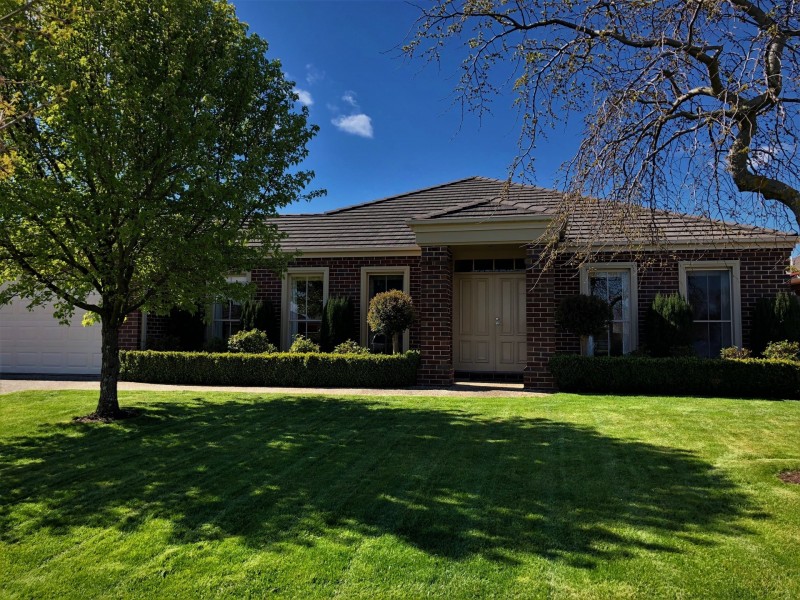 14 Belltower Avenue, Alfredton VIC 3350