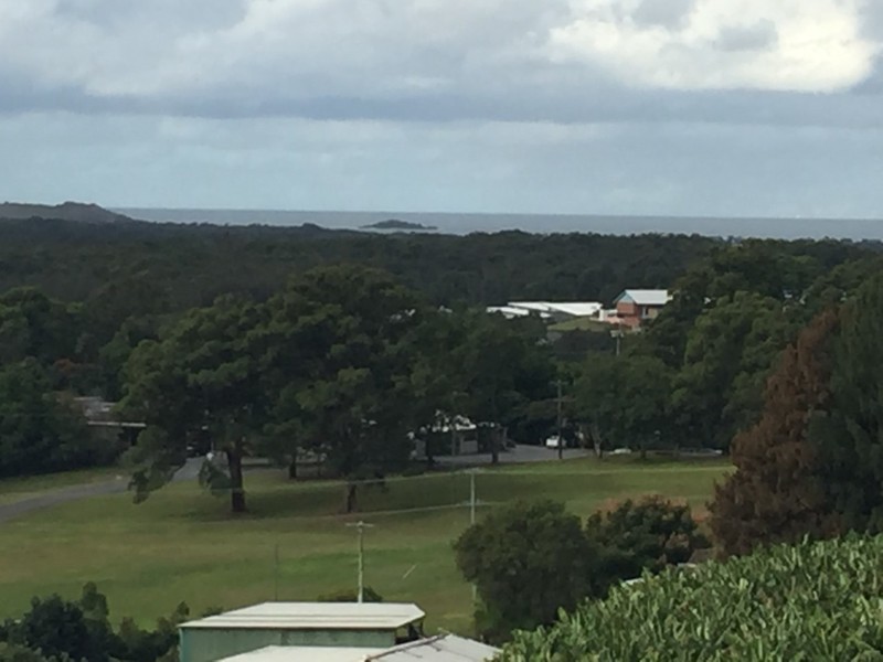 16 Royal Poinciana Way, Coffs Harbour NSW 2450