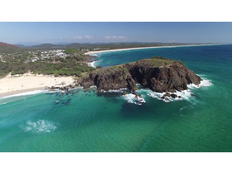 12 North Hill Court, Tanglewood NSW 2488