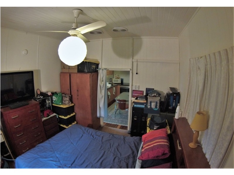 22 Mcgrath Lane, Booval QLD 4304