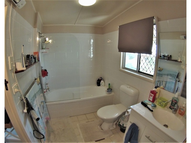 22 Mcgrath Lane, Booval QLD 4304