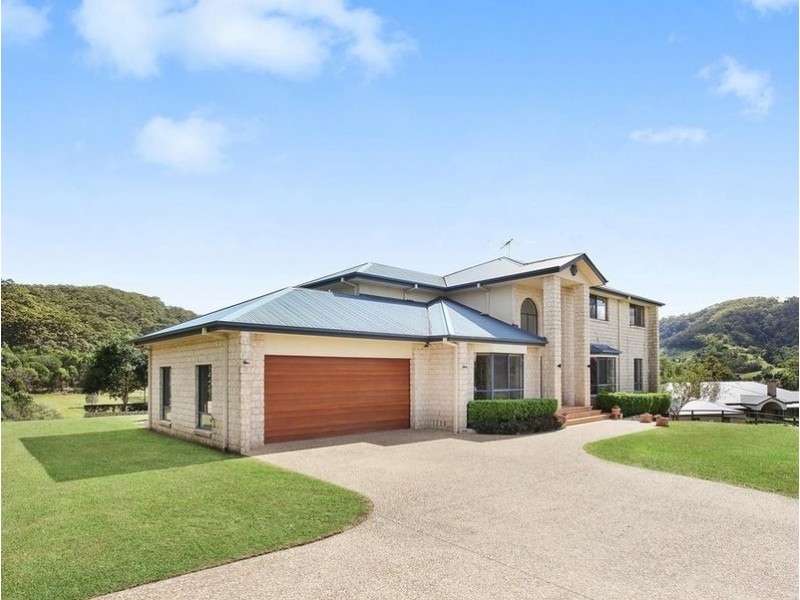 135 Gladrose Crescent, Wongawallan QLD 4210