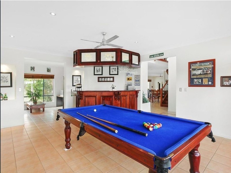 135 Gladrose Crescent, Wongawallan QLD 4210