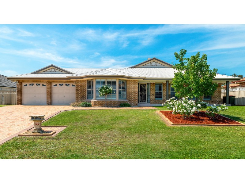106 Casey Drive, Singleton NSW 2330