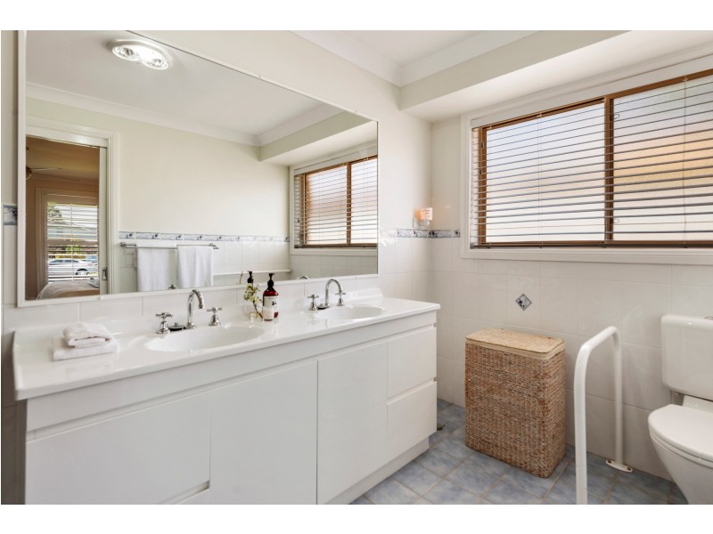 106 Casey Drive, Singleton NSW 2330