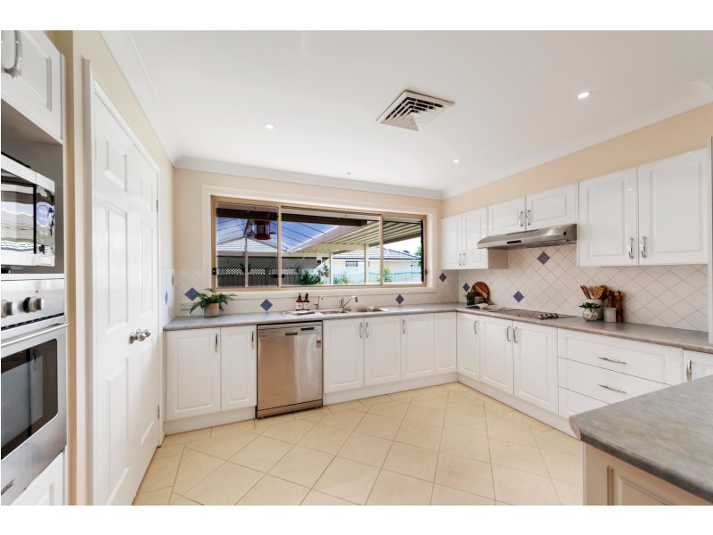 106 Casey Drive, Singleton NSW 2330