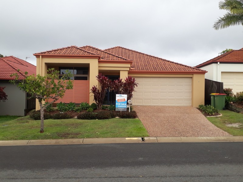 6 Grenada Court, Varsity Lakes QLD 4227