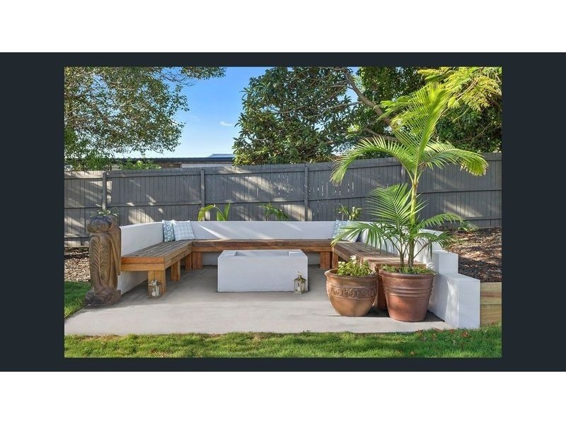 9 Horder Avenue, Labrador QLD 4215