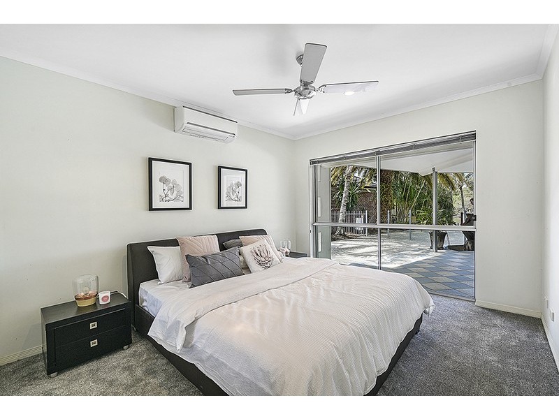 54 Lancelin Drive, Mermaid Waters QLD 4218