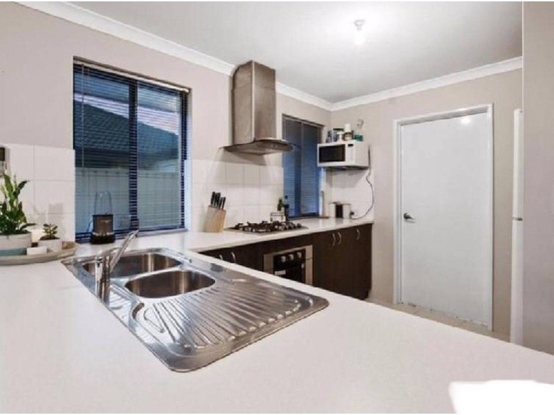 30 Keyham street, Bertram WA 6167