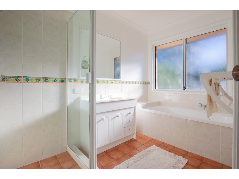 11 Cornuta Close, Bellbowrie QLD 4070