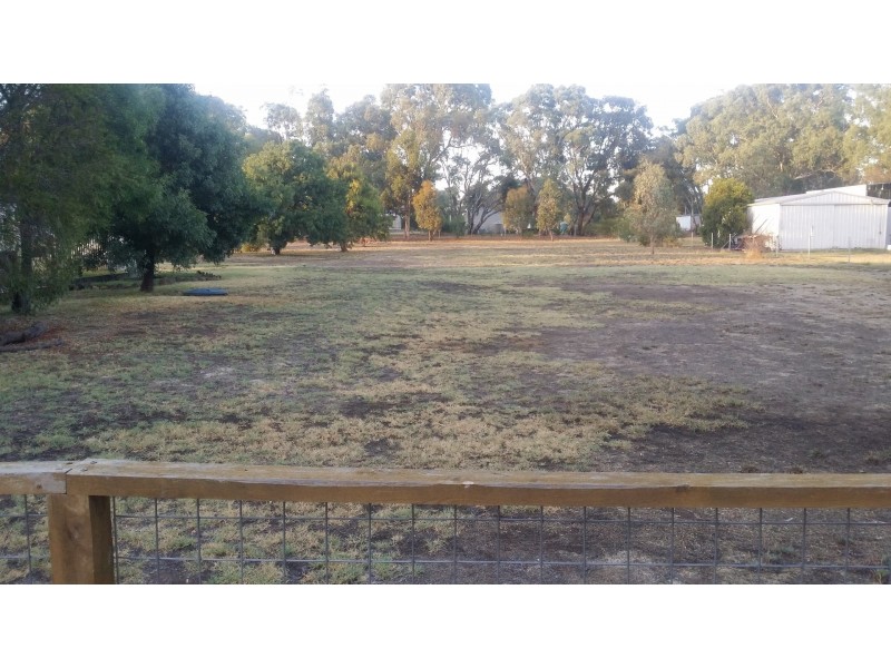 68-70 Brunel Street, Great Western VIC 3374