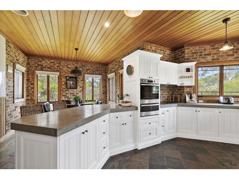 12 Castaway Crescent, Jan Juc VIC 3228