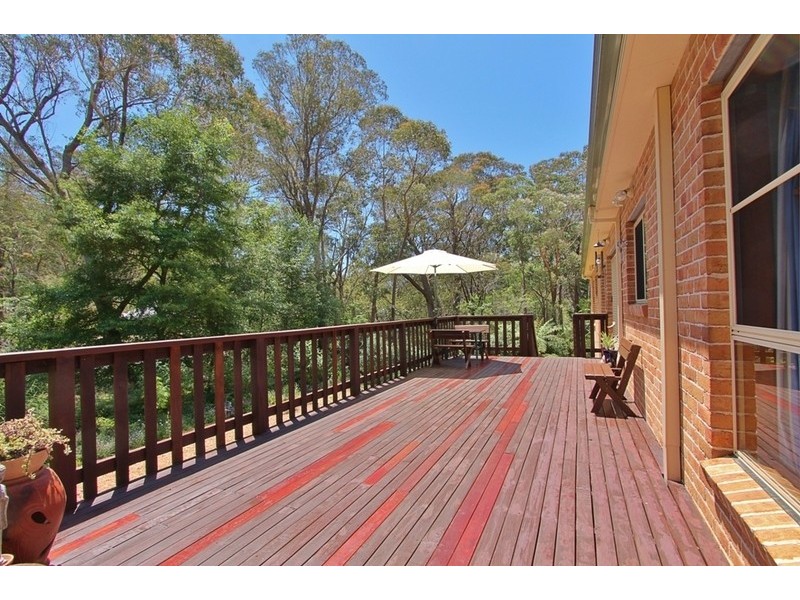 16 Sussex Street, Bullaburra NSW 2784